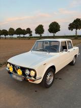 Alfa Romeo Giulia Nuova Super 1300 - Alfa Romeo Giulia: Super Nuova