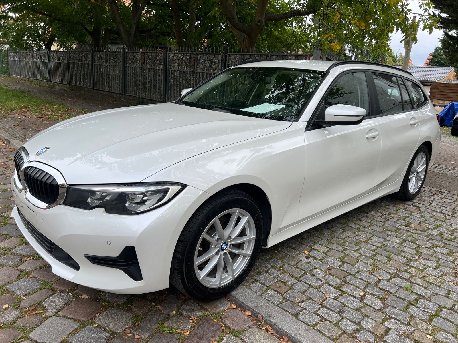 BMW 320 - 1