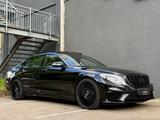 Mercedes-Benz S 63 AMG 4Matic L HUD/BURMESTER/MASSAGE/MEMORY/ - Mercedes-Benz S 63 AMG in Stuttgart