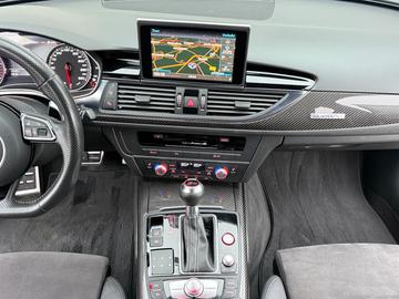 2018 AUDI RS6 缩略图 16