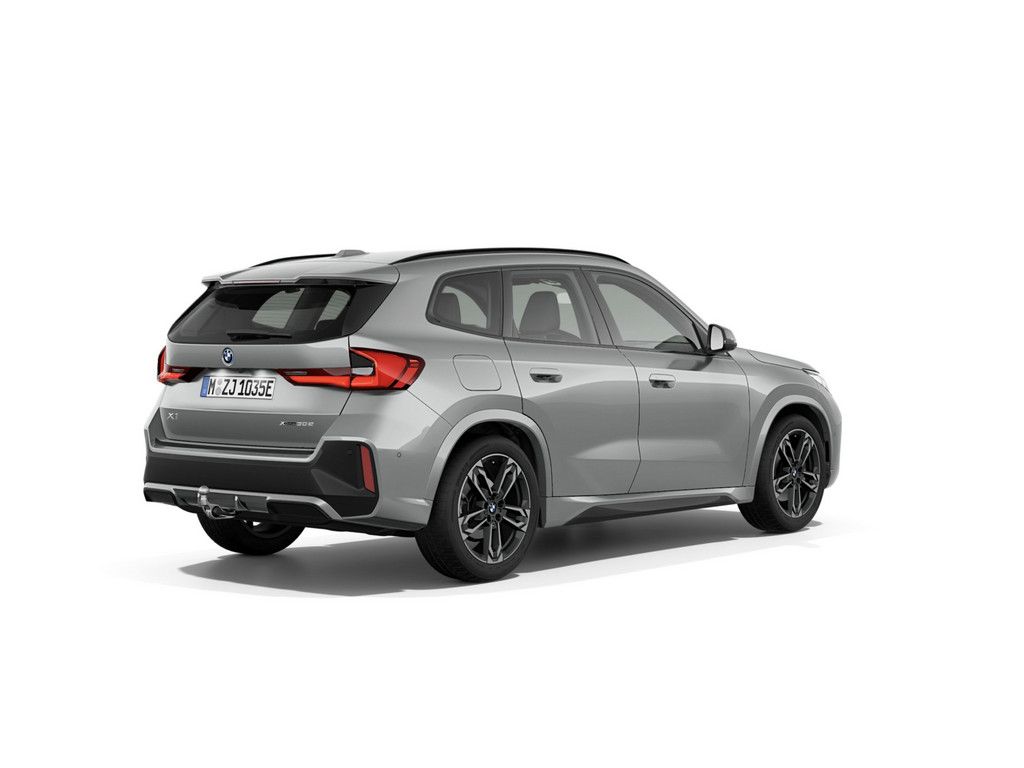 BMW X1 xDrive30e M-Sport AHK HUD 360° LED AKTIVSITZE foto 3