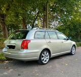 Toyota Avensis Combi Executive 2.0-l-VVT-i Automati... - Toyota Avensis in Augsburg