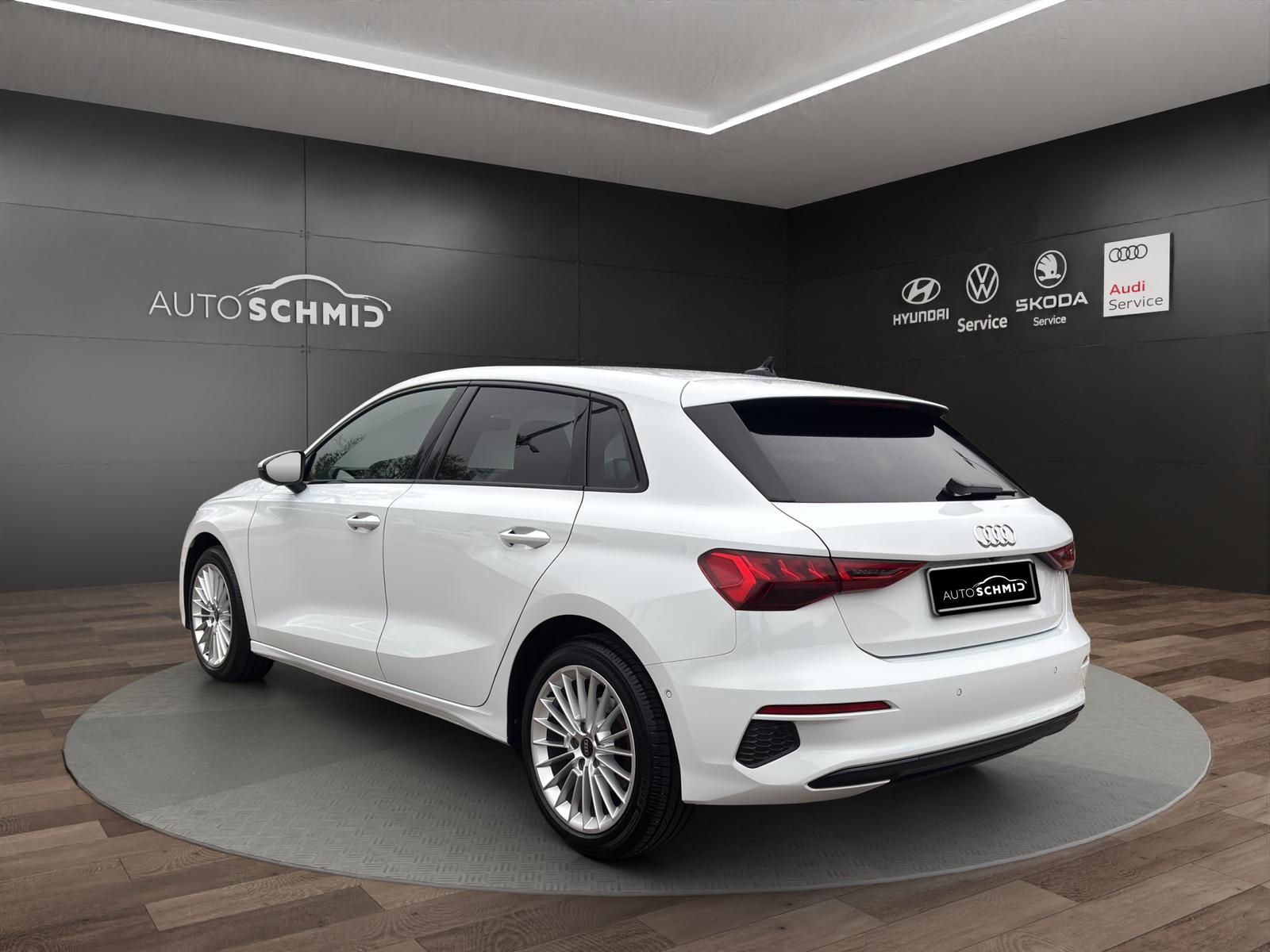 A3 35 TFSI advanced S-Tronic 1.5  RFK SHZ ACC