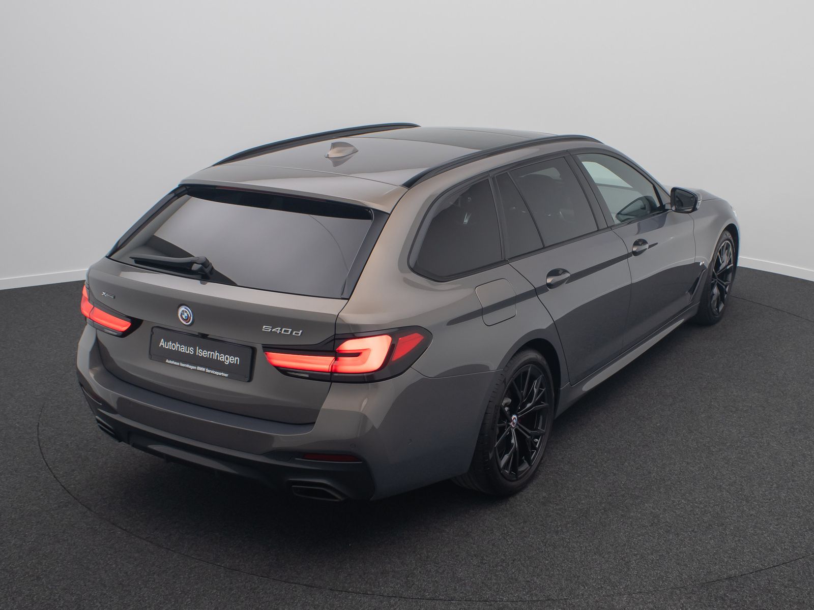 Fahrzeugabbildung BMW 540d xD M Sport Pro Panoram 360°Laser SoftCL HUD