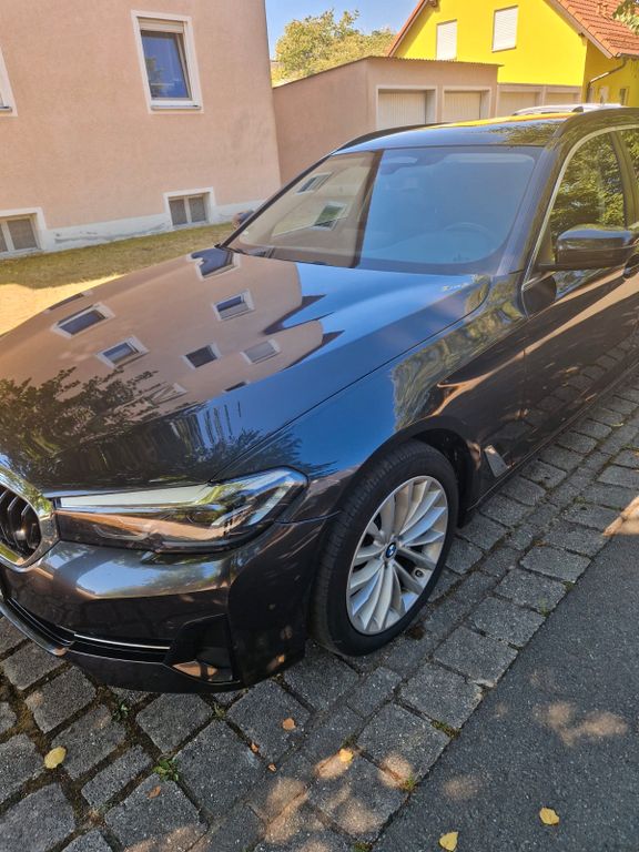 Image of BMW 520