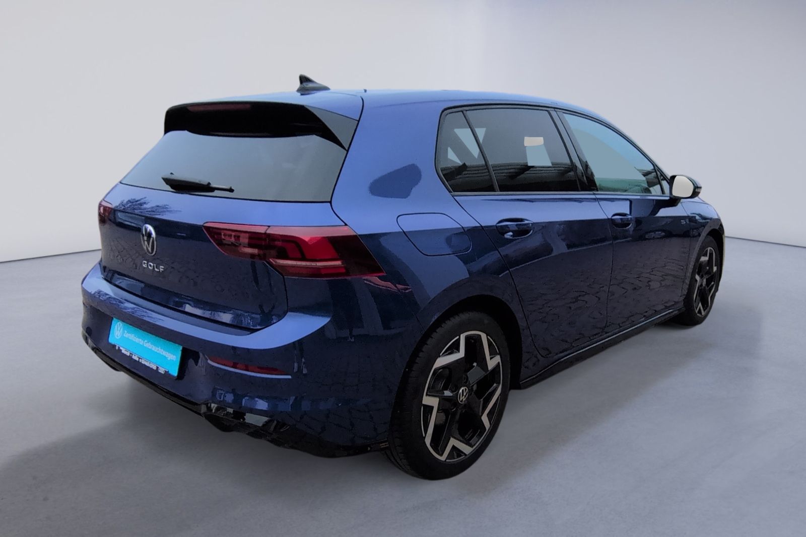 Golf VIII 1.5 TSI R-Line KAMERA+APP+ACC