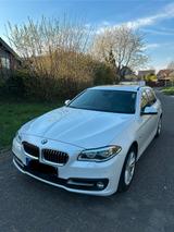BMW 525d xDrive Touring A Luxury Line Luxury Line - BMW 525 in Krefeld