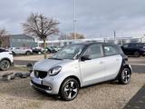 Smart Forfour 0.9 Turbo KAT PANO*NAVI*ALLWETTER-REIFEN - gebrauchte Smart ForFour aus dem Jahr 2017