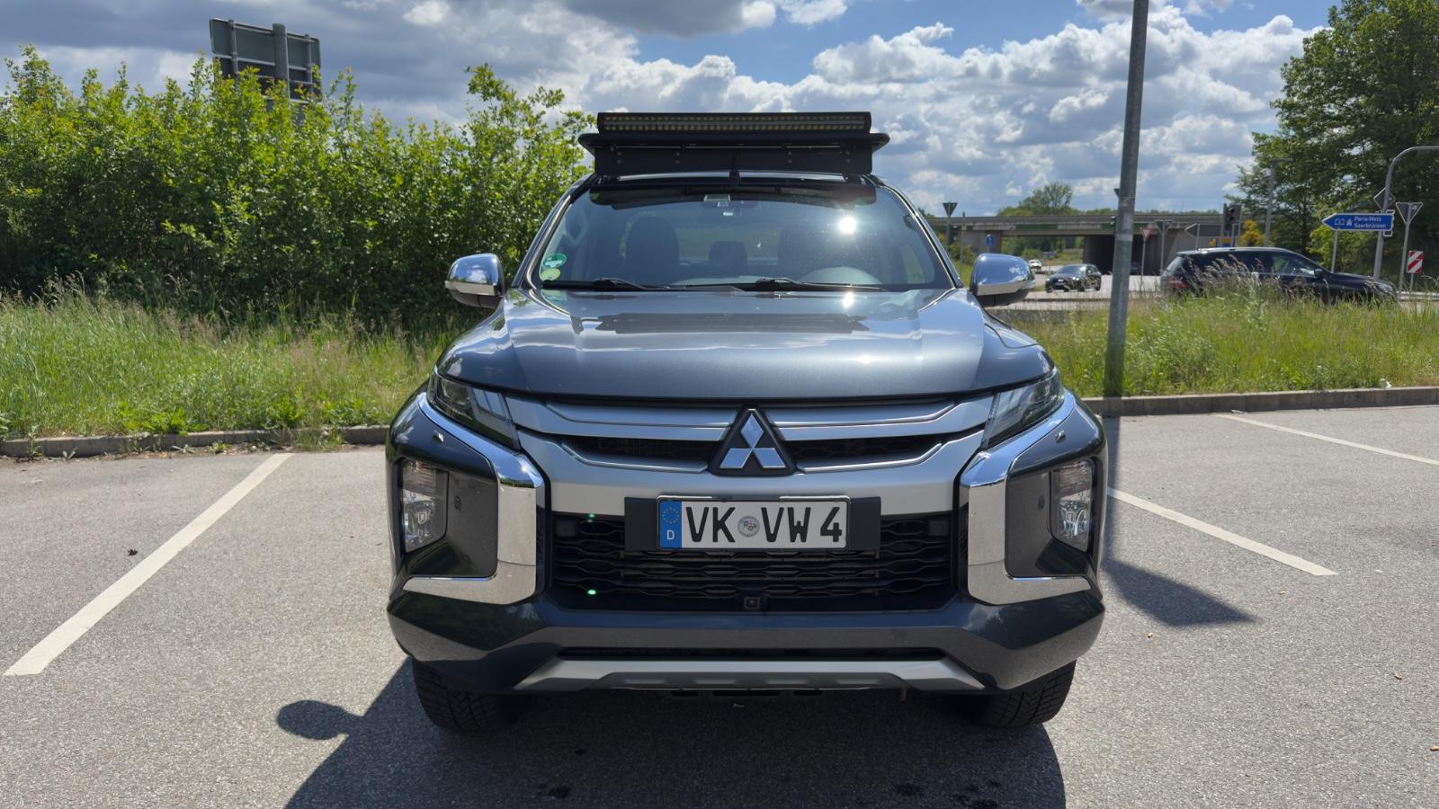 Mitsubishi L200 Vollaustattung Leder Top Navi