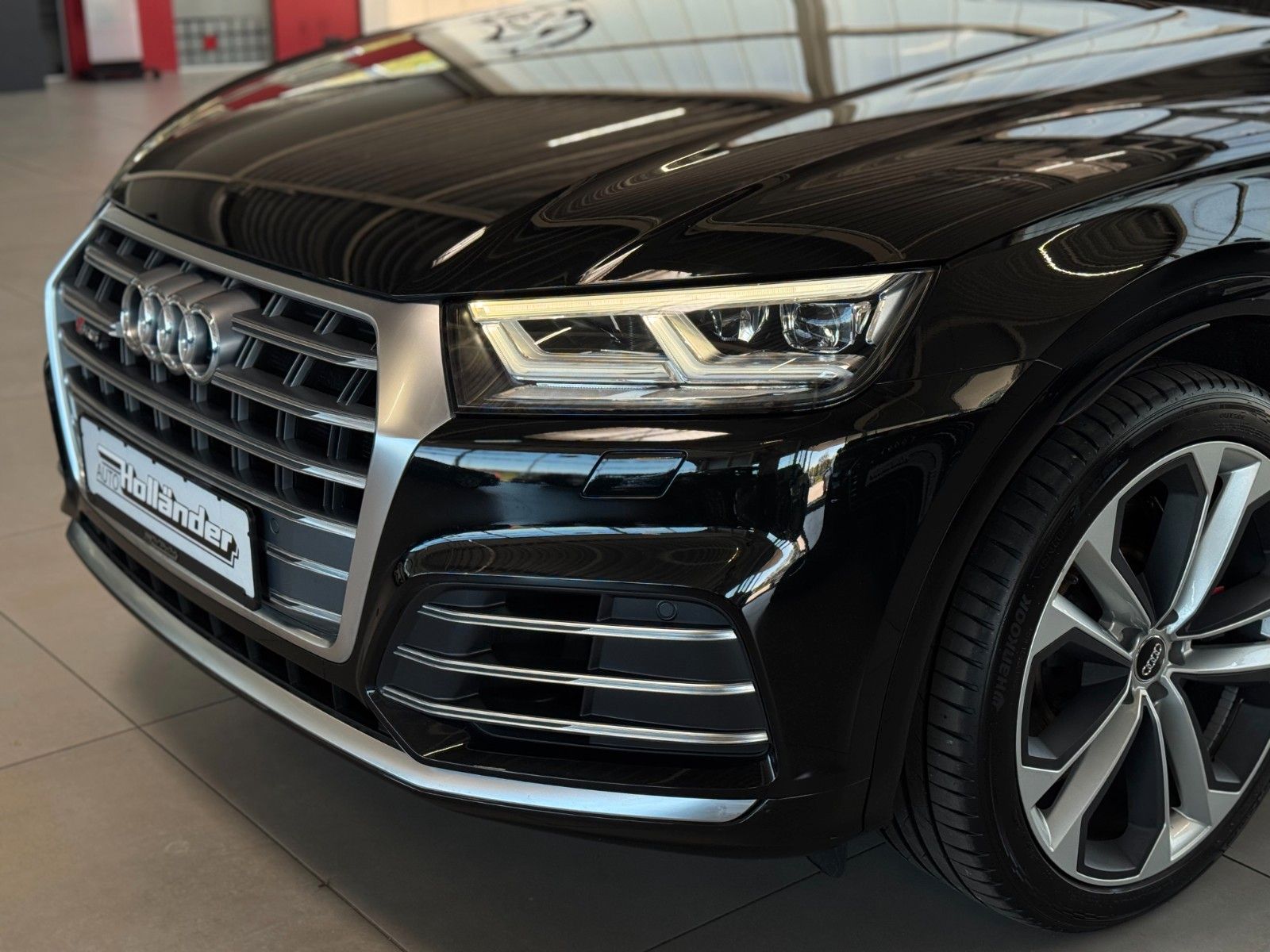 Fahrzeugabbildung Audi SQ5 3.0TDI quattro "Magnetic-Ride 3-Zonen-Klima"