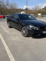 Mercedes-Benz E 63 AMG 4MATIC AMG Tausch auch möglich  - Mercedes-Benz E 63 AMG von privat