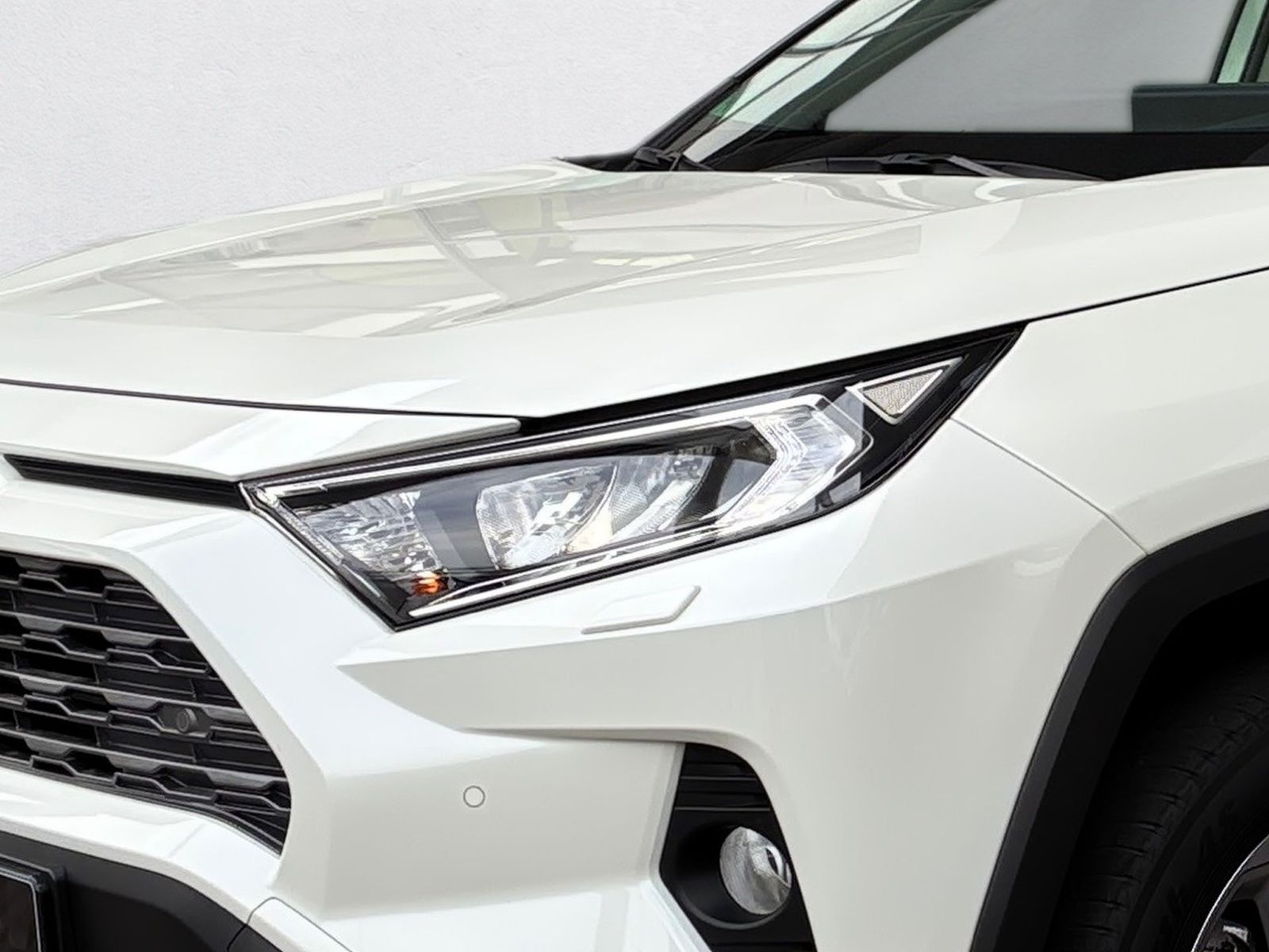 Fahrzeugabbildung Toyota RAV4 2.5 D Team D LED RFKAMERA AHK(Abnehmbar)