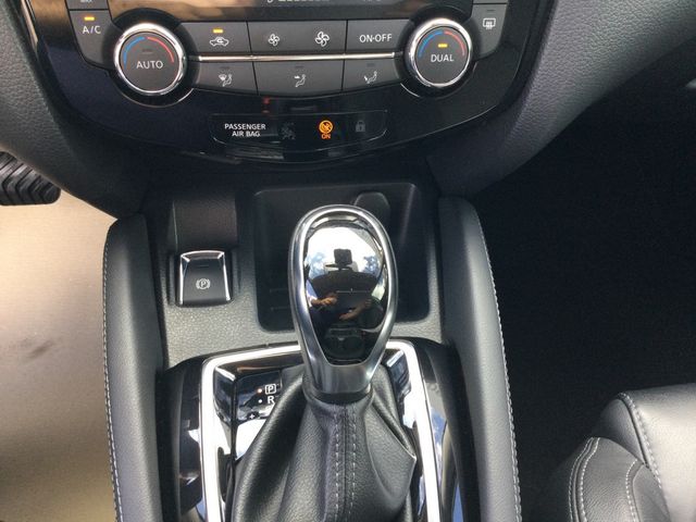 Qashqai 1.2 N-Connecta KAMERA NAVI LED PANO 360°