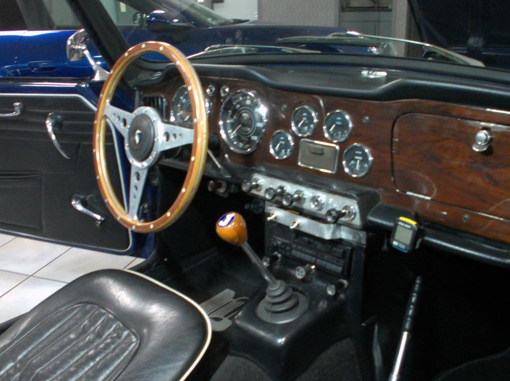 Triumph TR4