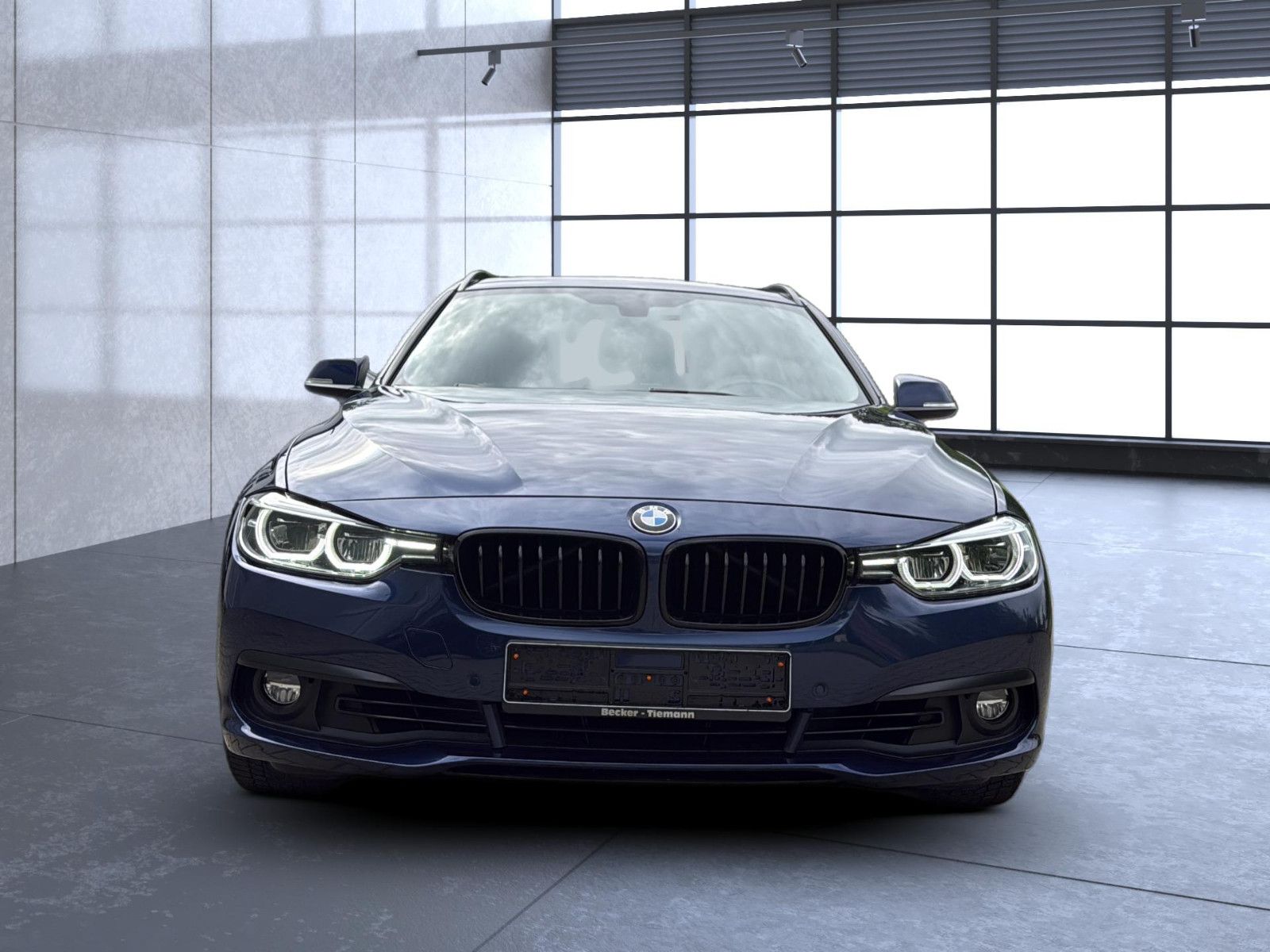Fahrzeugabbildung BMW 320 i Touring / AHK / unfallfrei