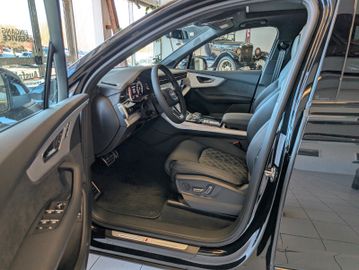 Audi Q7 50 TDI quattro S line