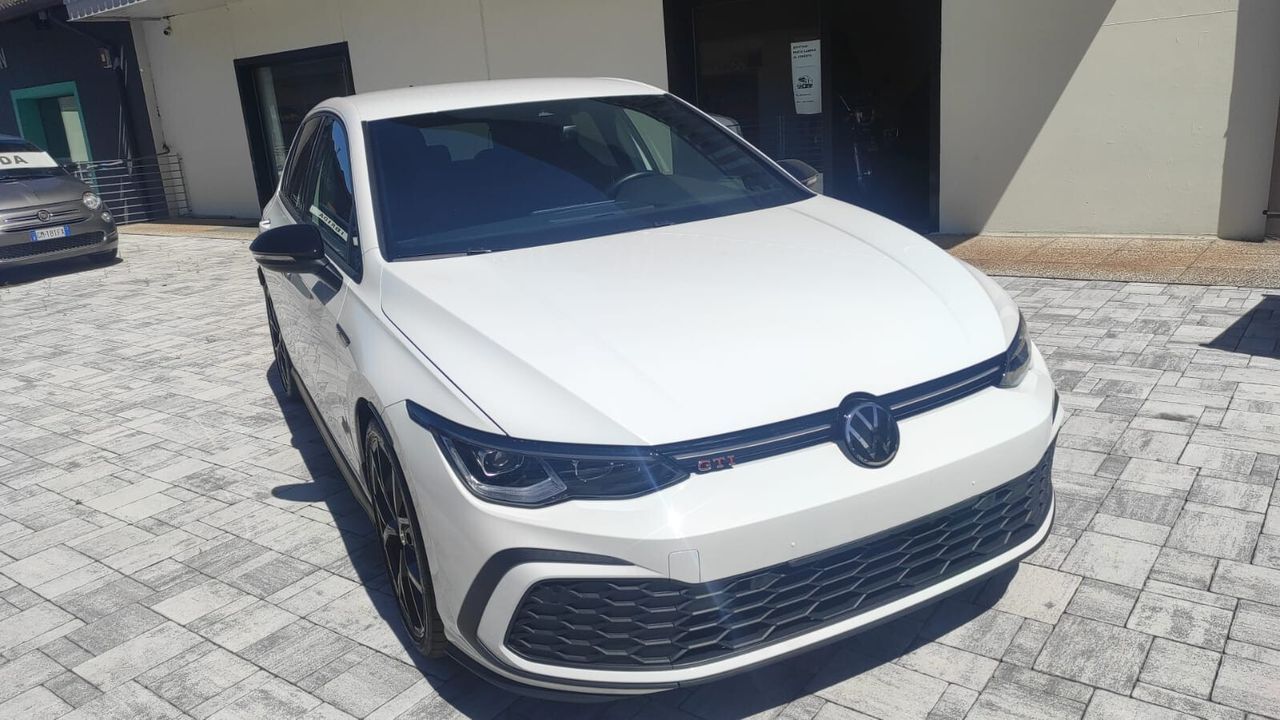 Volkswagen VOLKSWAGEN GOLF GTI 2.0 TURBO BENZINA 245CV MANU imagem 3
