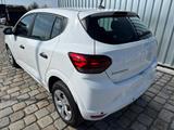 Dacia Sandero Essential TCe 90 PS Klima-DAB-LED-Tem... - Dacia Sandero Tageszulassungen mit Benzin-Antrieb: Limousine