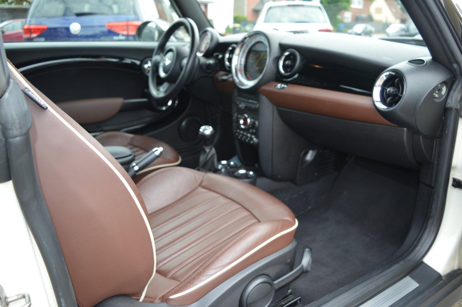 MINI Cooper Cabrio  1.6 16V Chili Leder/Navi/Xenon/SH