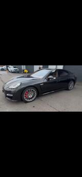 Porsche Panamera Turbo S  - Porsche Panamera mit Benzin-Antrieb: Turbo