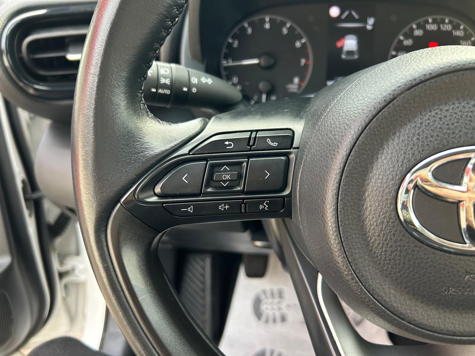 Toyota Yaris Comfort/KLIMA/KAM/APPLE CP/ACC/TÜV NEU/