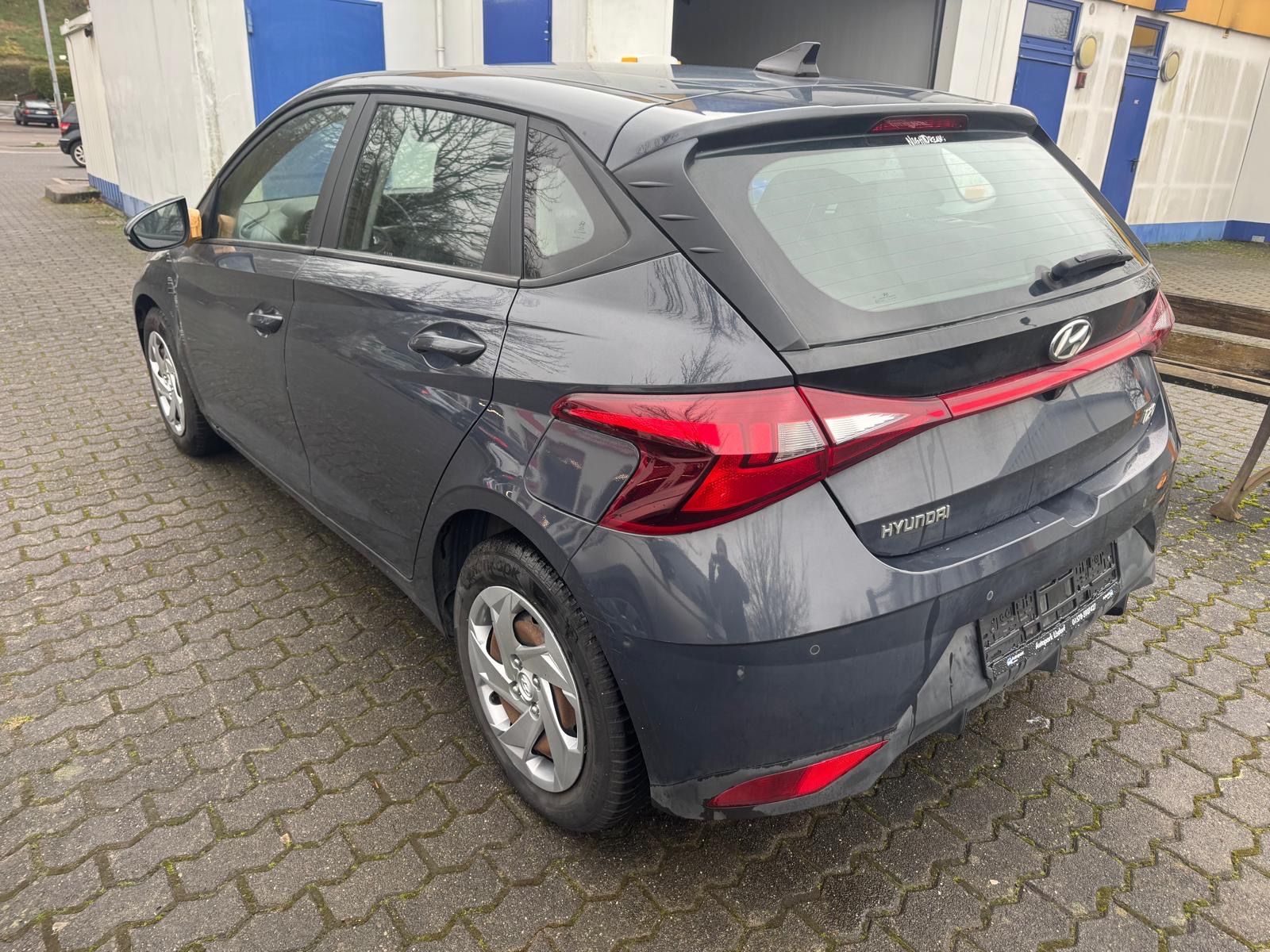Fahrzeugabbildung Hyundai i20 Prime Kamera+Bluetooth