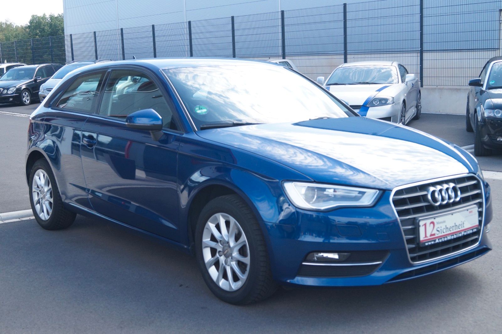 Fahrzeugabbildung Audi A3 attraction *TÜV&Inspektion neu + Garantie
