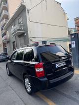 Kia Carnival 7 posti 2.9 CRDi Family - Kia Carnival aus 2006 mit Diesel-Antrieb