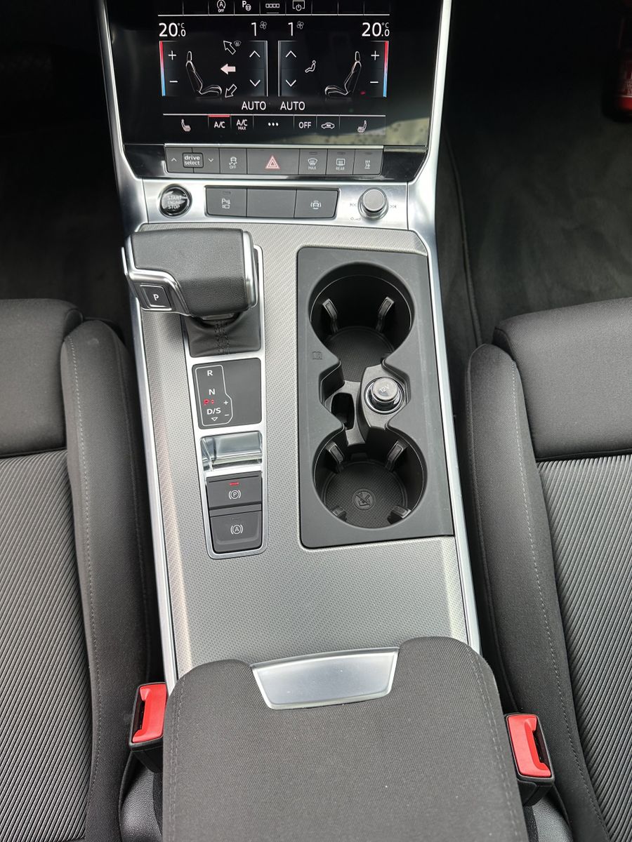 Fahrzeugabbildung Audi A6 Avant 40 TDI Sport NAV+LED+PANO+AHK+SHZ+1HD