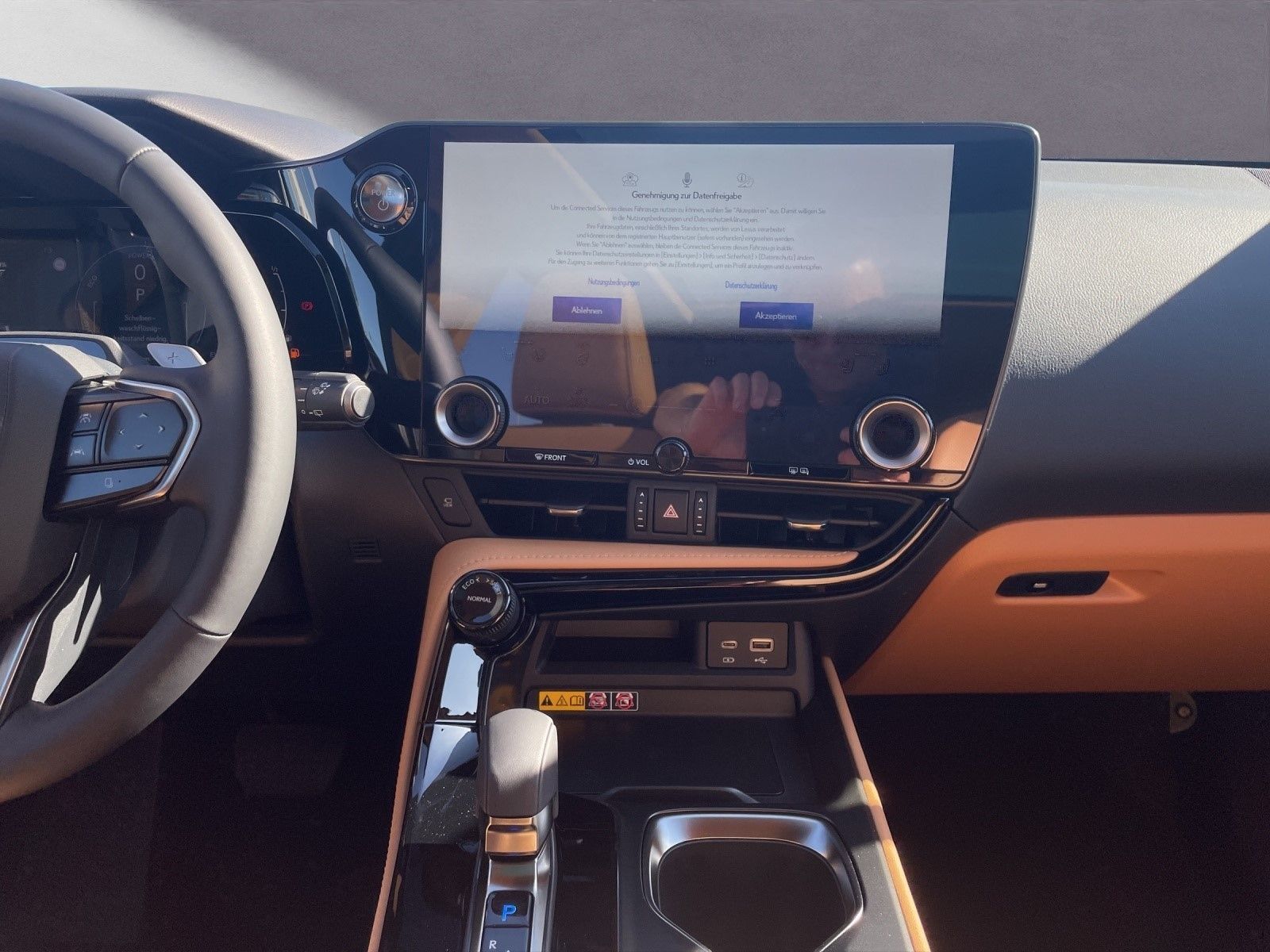 Lexus NX 450h - Bild 18