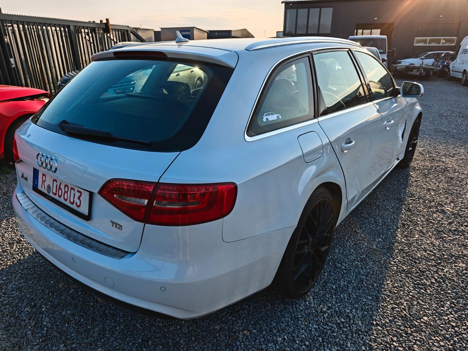 Audi A4 2012 — photo 5