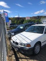 BMW 318i 318i - BMW 318 aus 1993: 318i