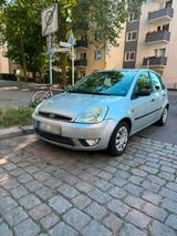 Ford Fiesta - gebrauchte Ford Fiesta aus dem Jahr 2003