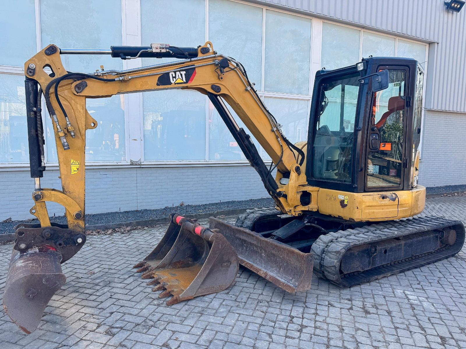 CAT 305E
