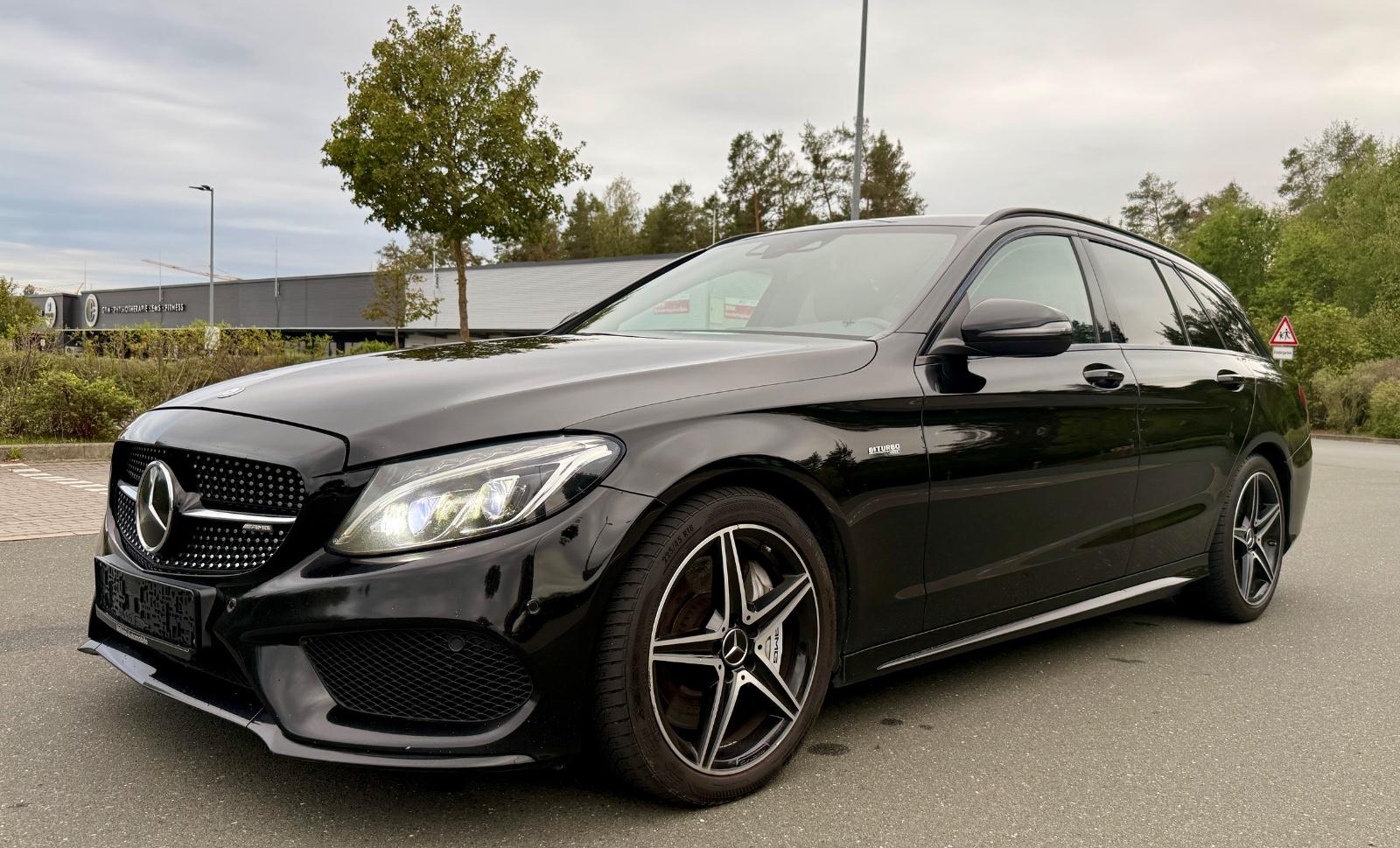 Mercedes-Benz C 43 AMG 4Matic T-Modell Multibeam Night Paket