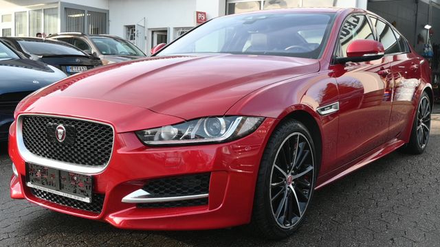 Jaguar XE25t 240PS R-Sport*Head-Up*Cam*10 Zoll Navi*Key