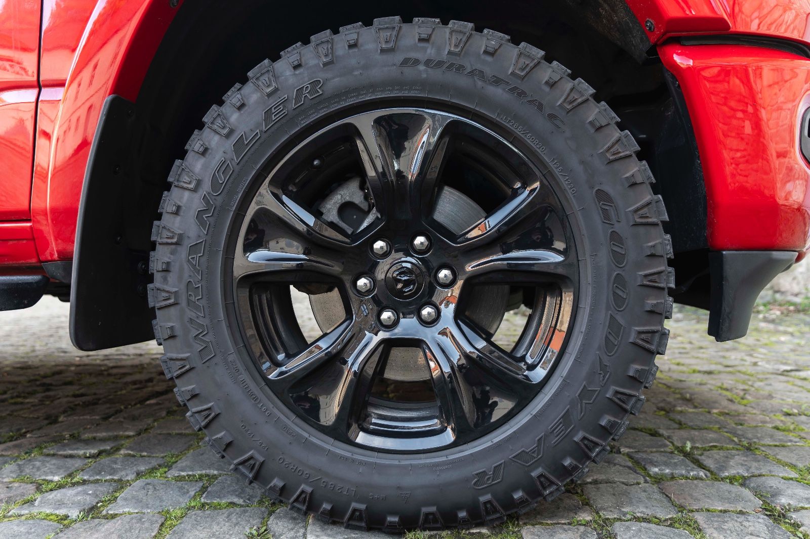 Fahrzeugabbildung Dodge RAM 3.0L LARAMIE ECODIESEL M+S LEDER SZH/SZK KAM