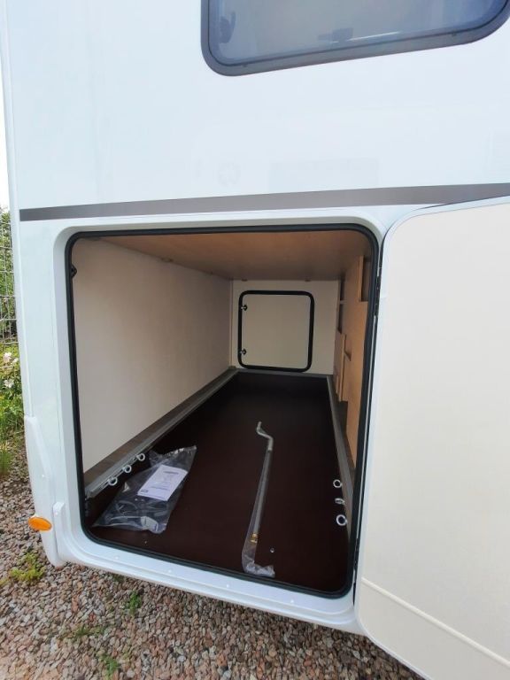 Fahrzeugabbildung Sunlight T 68C Adventure Edition Verfüg./Sparen Sie 4.486