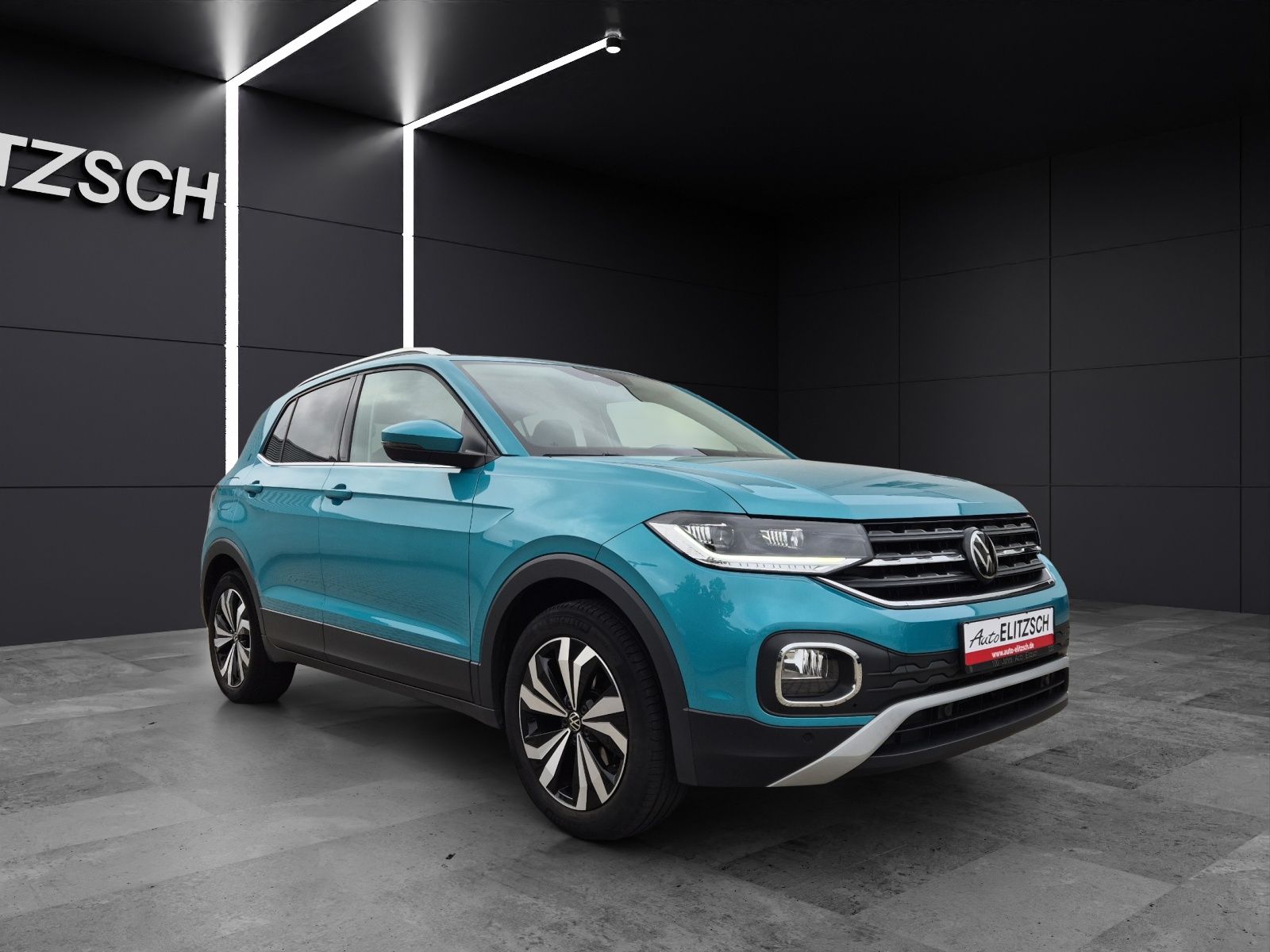 Fahrzeugabbildung Volkswagen T-Cross TSI Style DSG LED Navi ACC RFK SH 17"