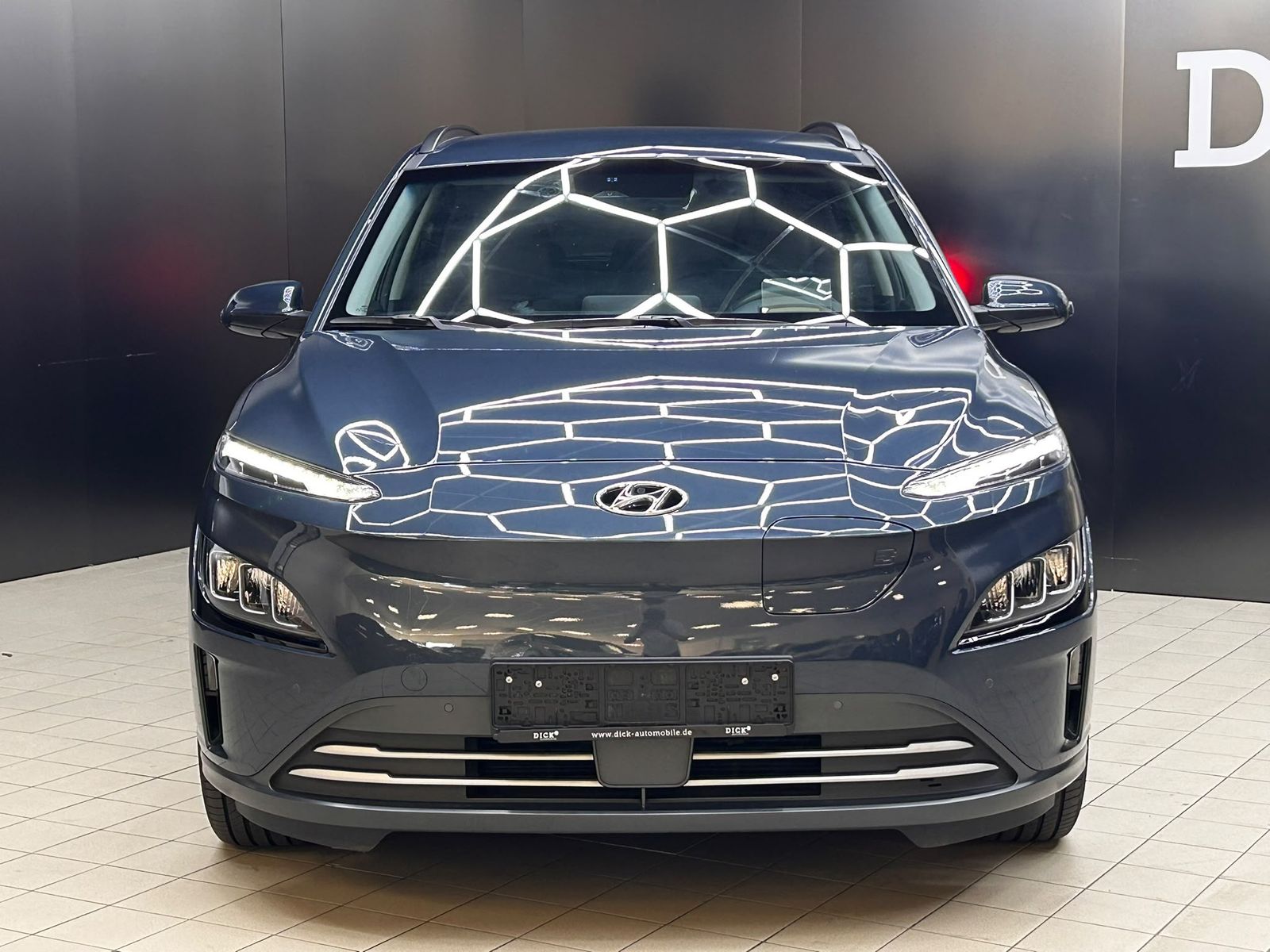 Hyundai Kona Elektro Prime WERKSG+LEDER+LED+HUD+KREL+KAM imagem 3