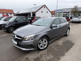 Mercedes-Benz A 180 Urban Automatik Garmin Kamera Parktronic - Mercedes-Benz A 180: Limousine