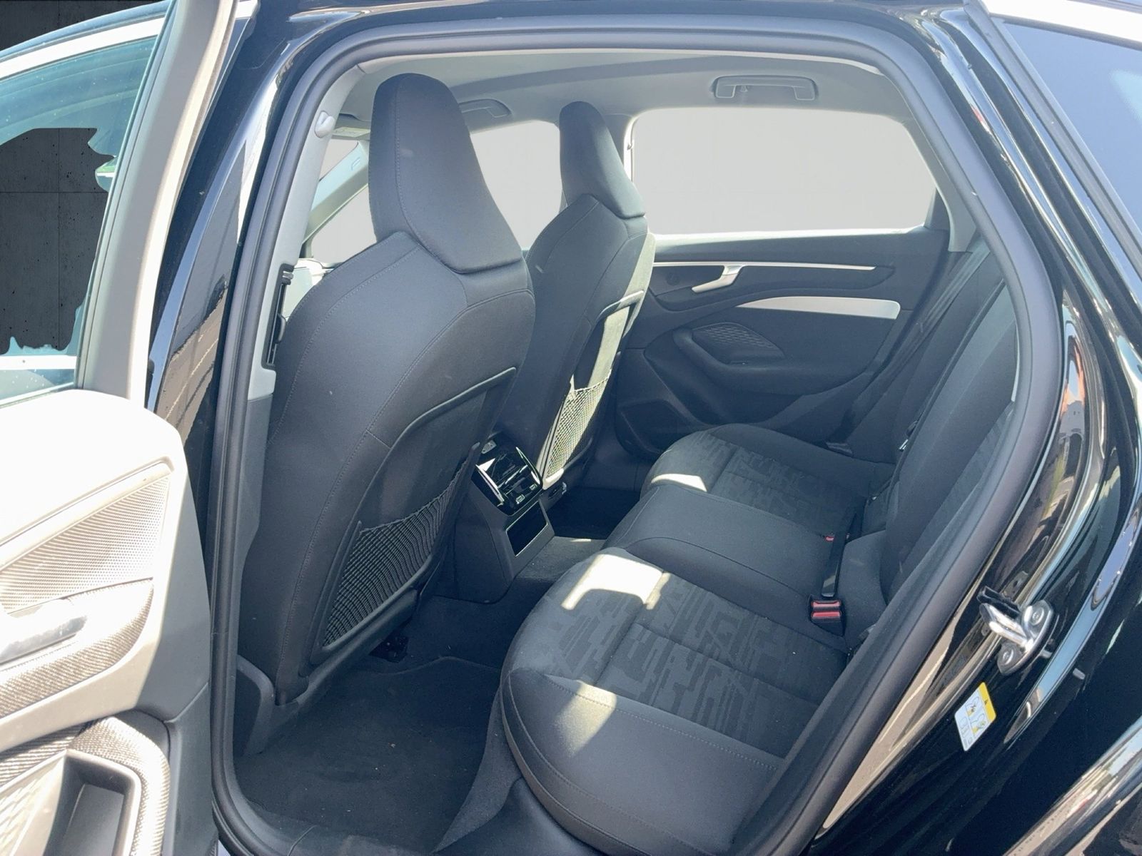 Audi A6 - Bild 13