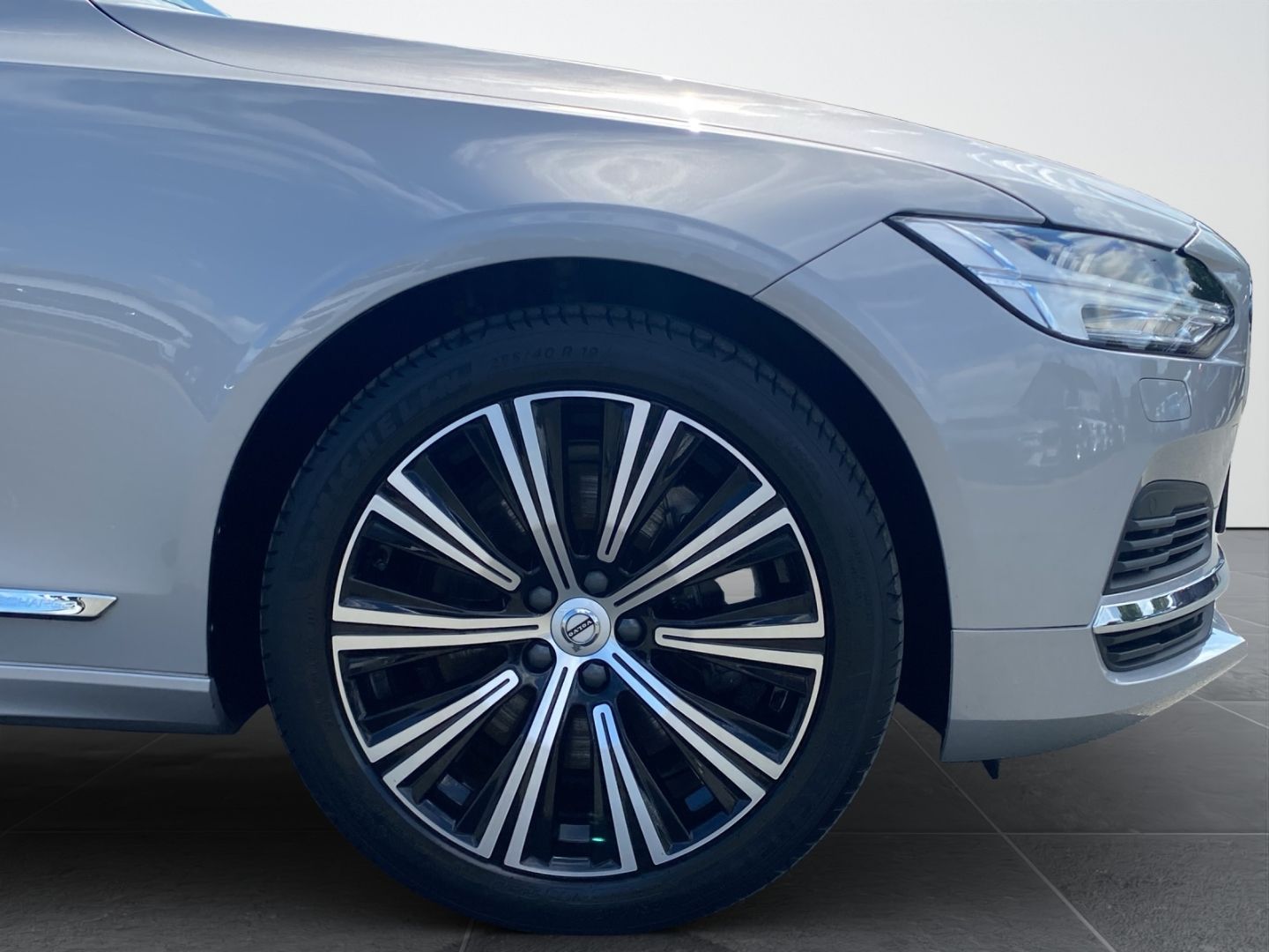 Volvo V90 Kombi Core Recharge Plug-In Hybrid AWD foto 4
