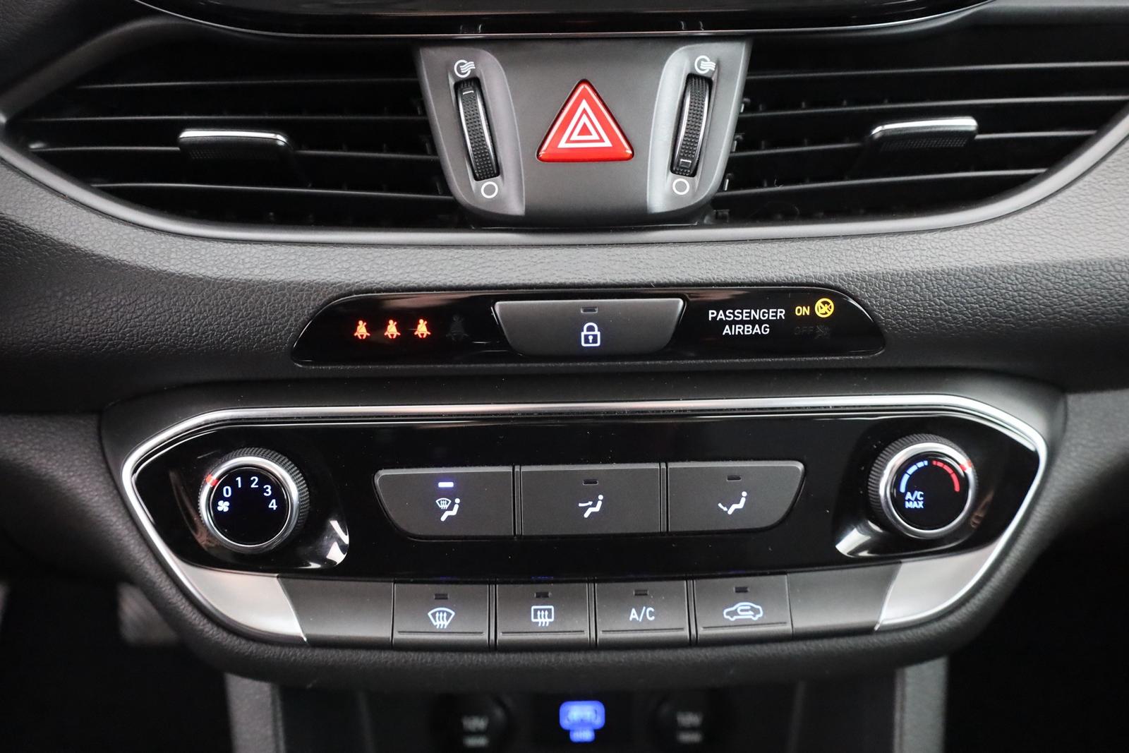 Hyundai i30 1.5 Pure DAB Tempomat Bluetooth Klima, миниатюра 12
