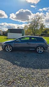 Opel Astra GTC 1.9 CDTI Sport | SHZ Temp Navi Xenon - Opel Astra mit Diesel-Antrieb: Coupe, 1.9