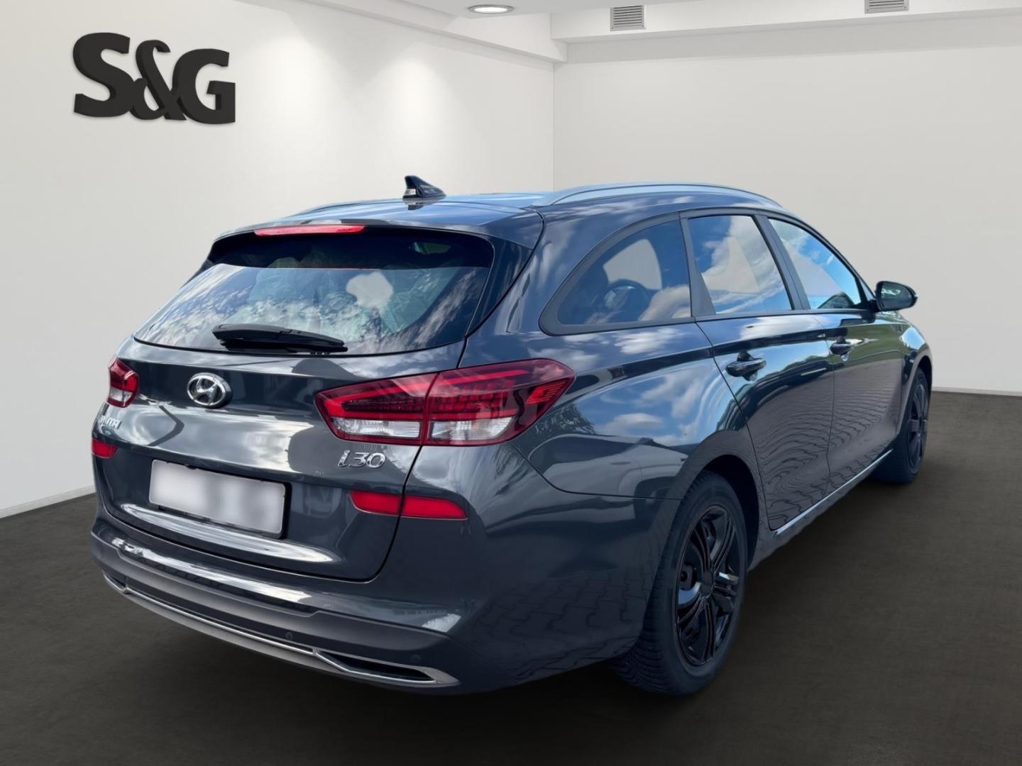 Hyundai i30 cw Edition 30+ Mild-Hybrid El. Panodach Navi