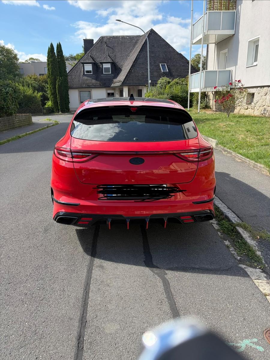 Kia pro_cee'd / ProCeed 1.6 T-GDI GT GT
