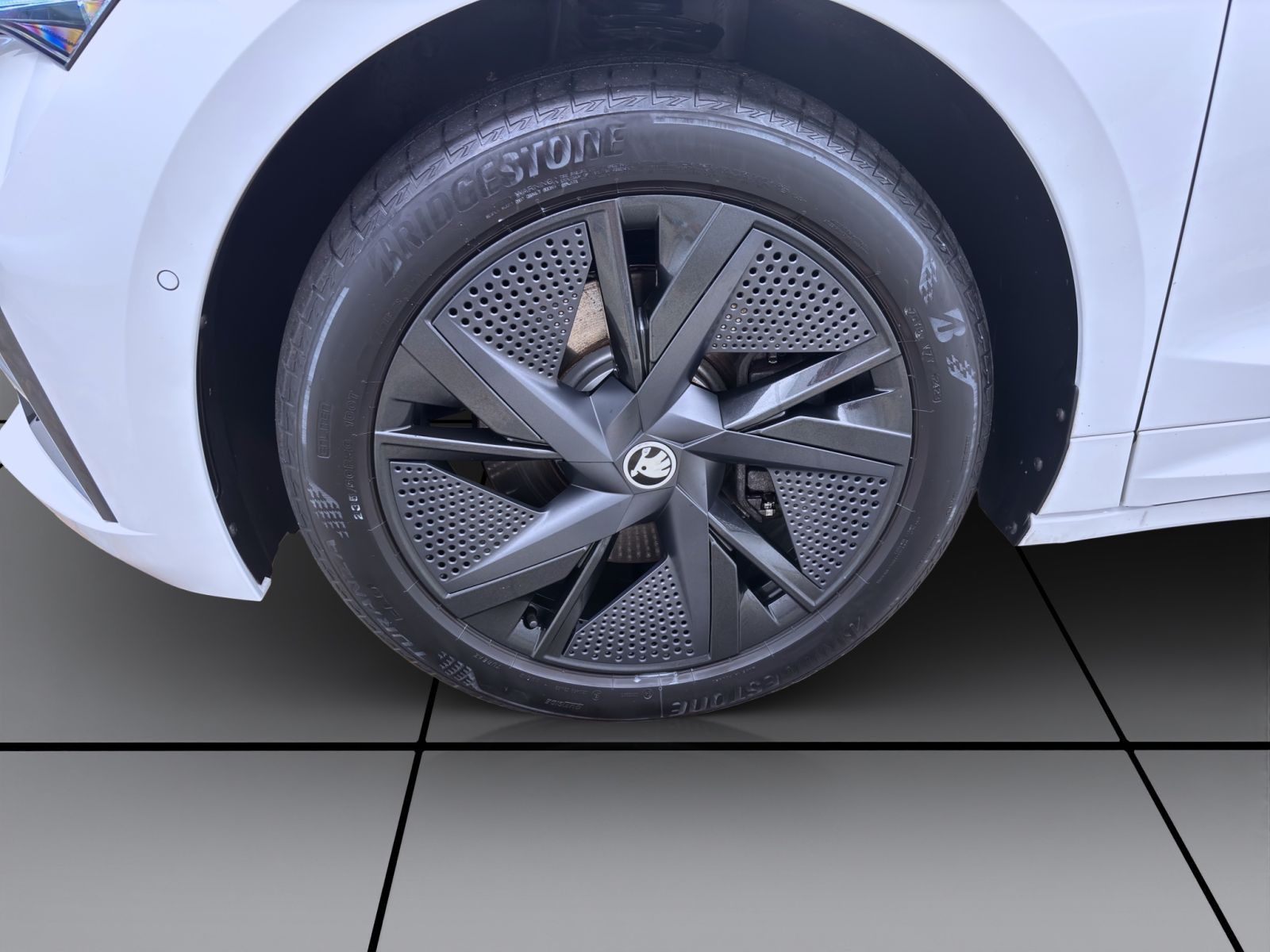 Skoda Enyaq - Bild 9