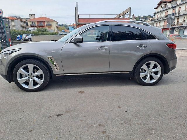 Infiniti FX FX30d S Premium