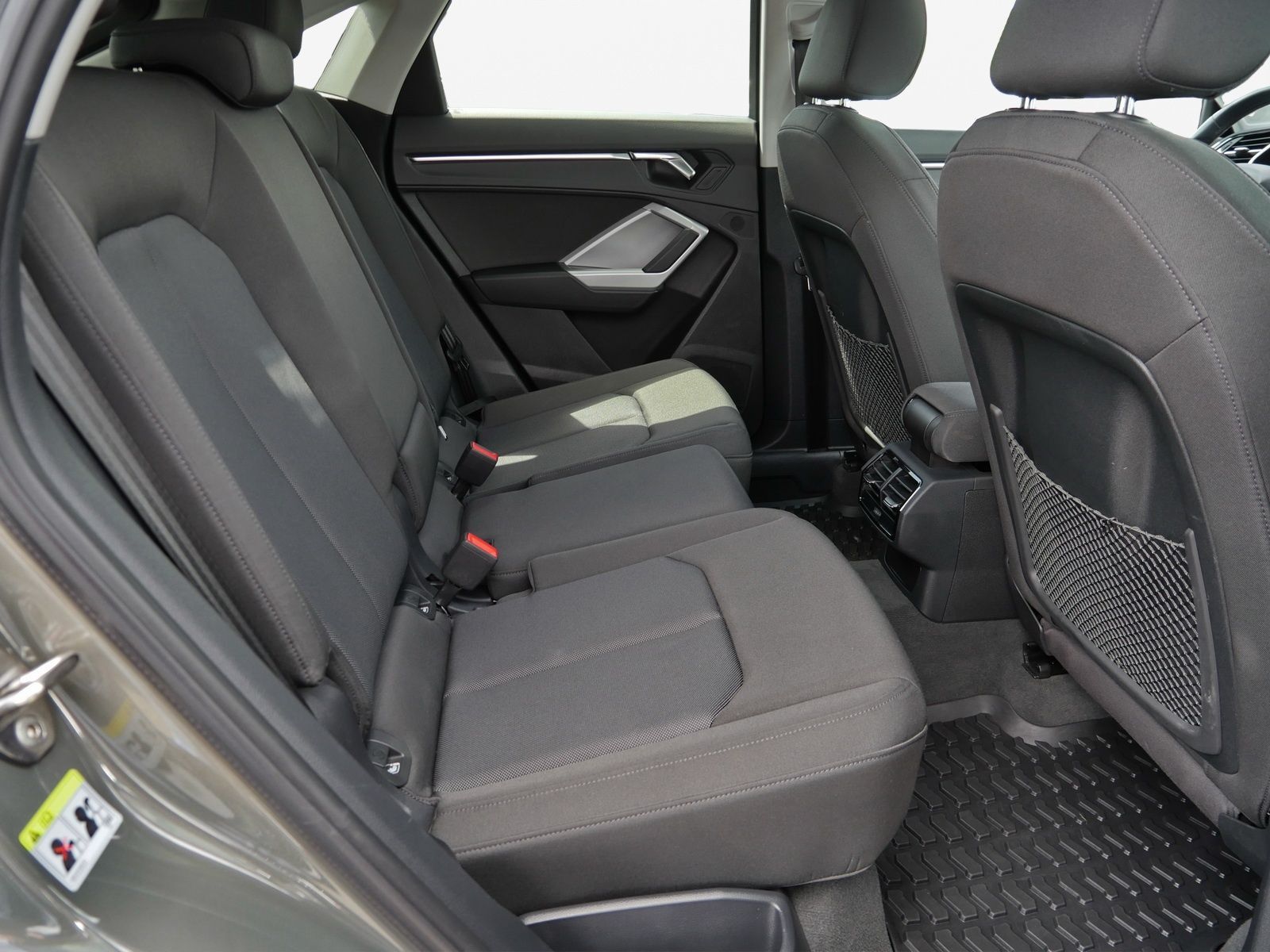 Audi Q3 Sportback 45 TFSIe Business*AHK*LED*ACC* foto 17